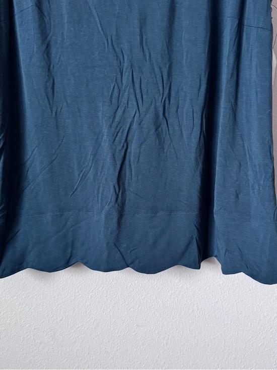 Halogen Teal Scoop Neck Sleeveless Scalloped Hem Tank - Teal - Picture 4 of 11